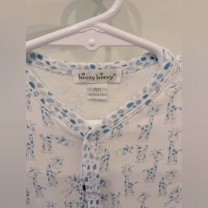 Kiss Kissy blue giraffe Newborn. EUC